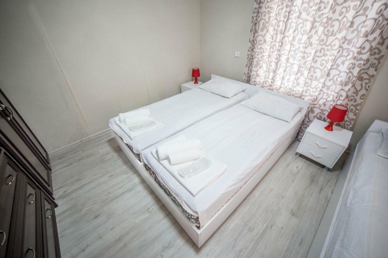 Guest House Theodora Kutaiszi Kültér fotó