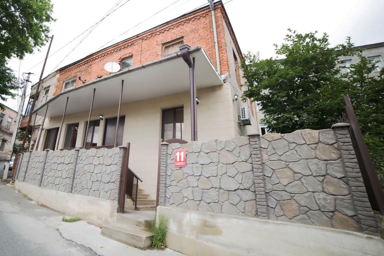 Guest House Theodora Kutaiszi Kültér fotó